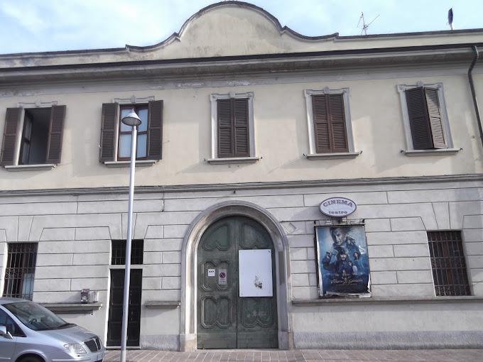 Cineteatro di Caronno Pertusella